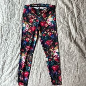 XL Flower Mignon BlackMilk Leggings - Limited